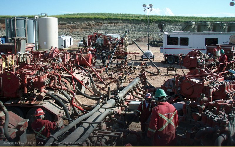 Fracking the Bakken Formation in North Dakota — related to OPEC Oil Embargo / Artificial Scarcity Conspiracy