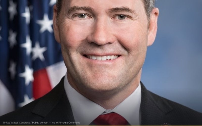The official portrait of Rep. Michael Waltz (R-FL) — related to Signalgate — When the Pentagon's War Plans Landed in a Journalist's Group Chat